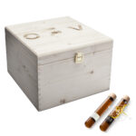 EVO Italian Black / White Gin "WOOD CIGARBOX"(18/18) 47% Vol.  36x 0,05l